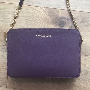 Michael Kors Jetset Crossbody